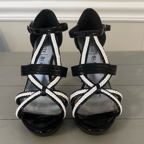 White House Black Market women’s 8.5 Black and White Strappy Heels Platforms - Picture 3 of 9